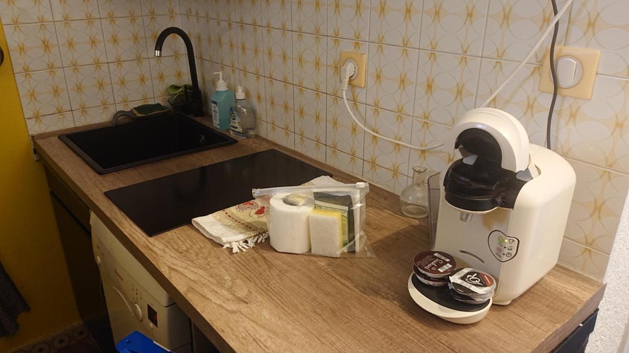 Studio Le Boussolenc 레오레스 외부 사진